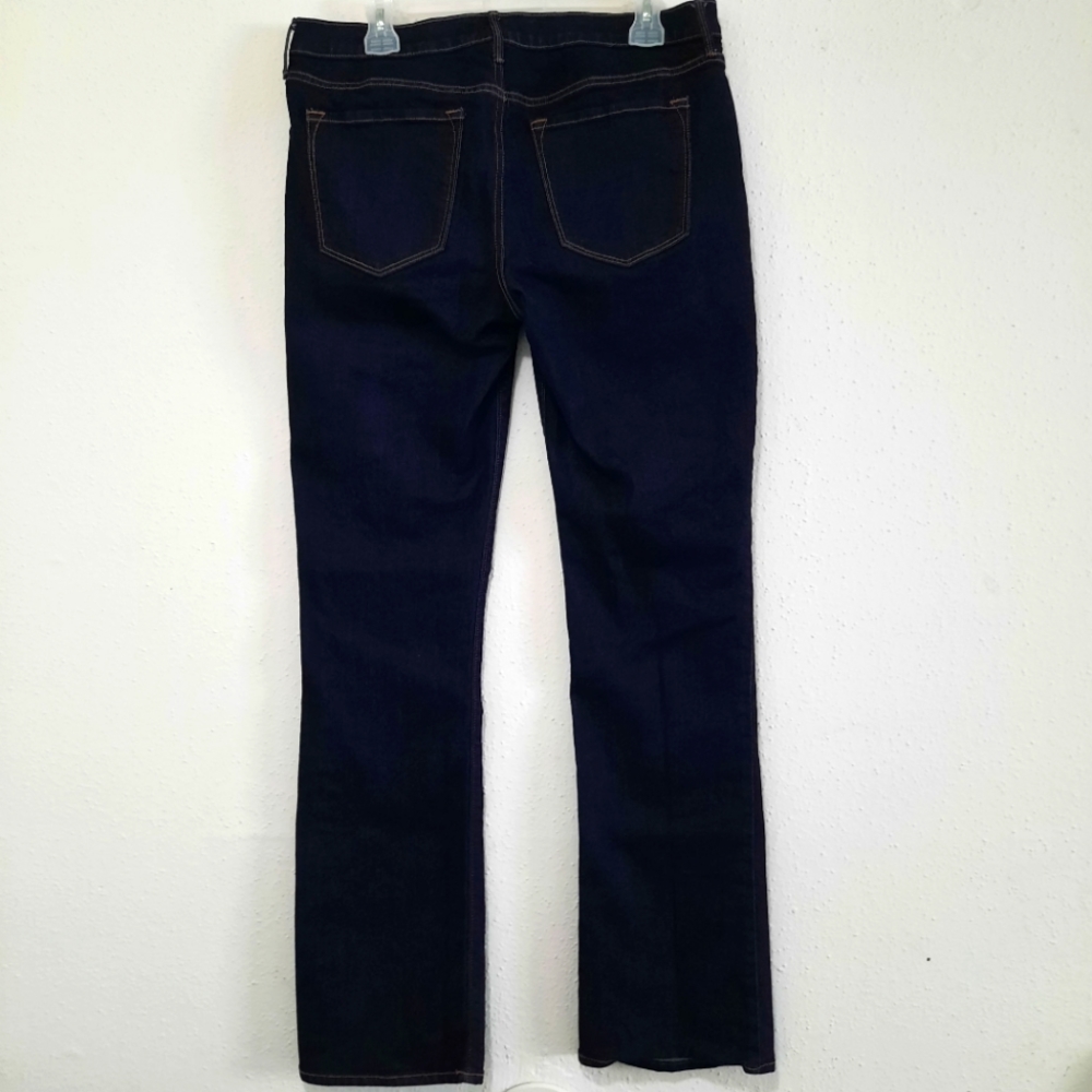 Old Navy women's boot Jean